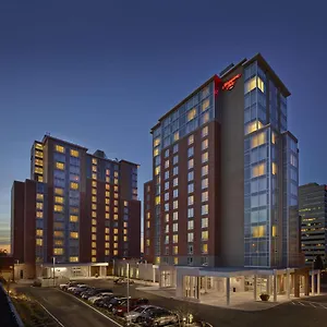 Hampton By Hilton Downtown Canada