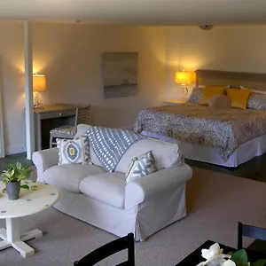  Bed & Breakfast Collins House Canada